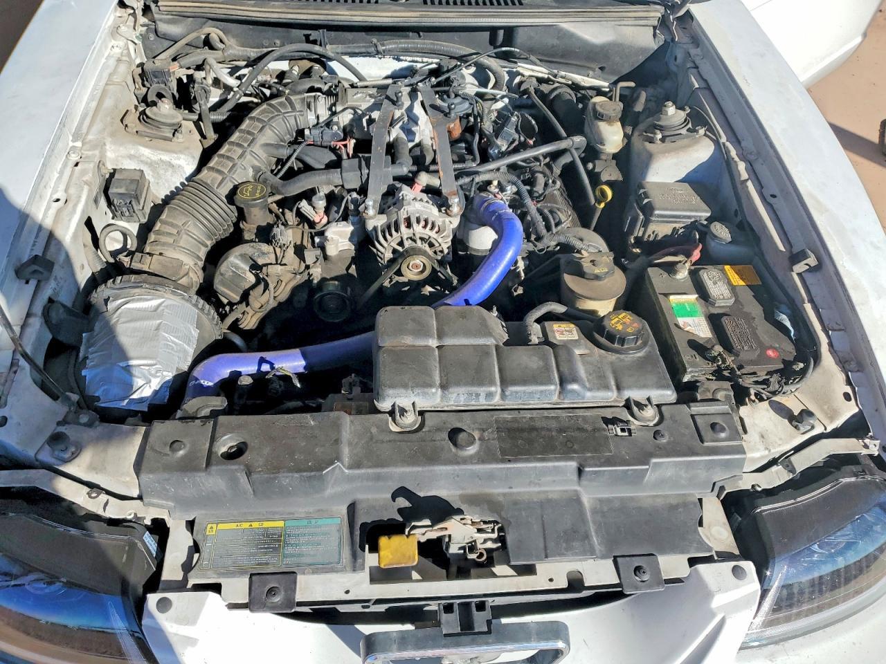 2004 FORD MUSTANG