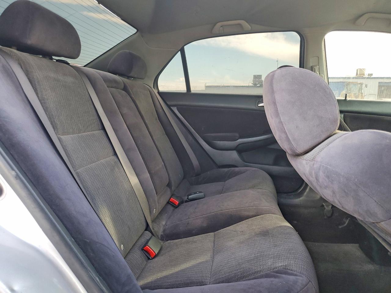 2004 HONDA ACCORD