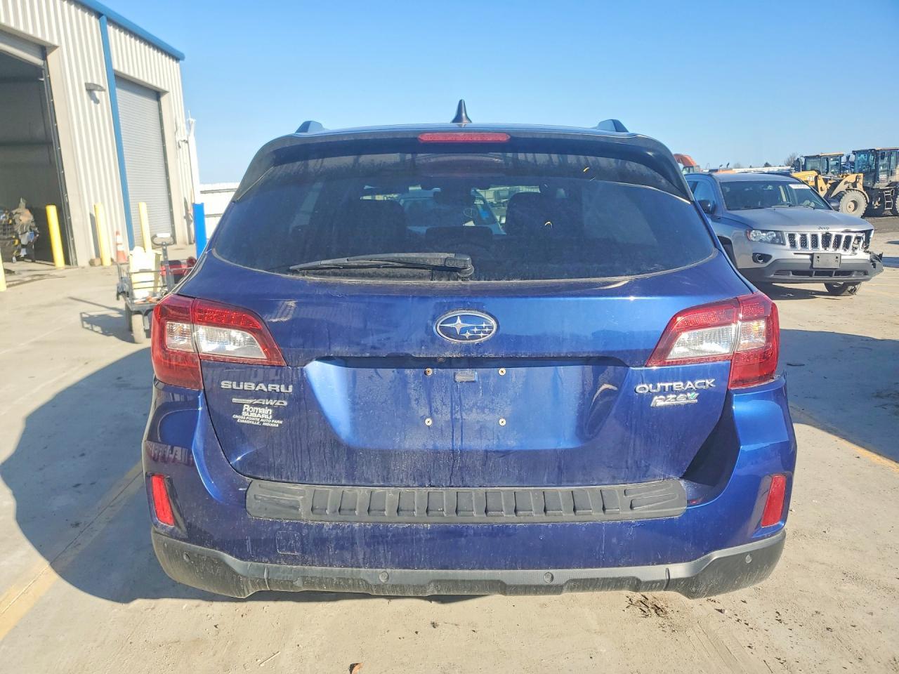 2017 SUBARU Outback