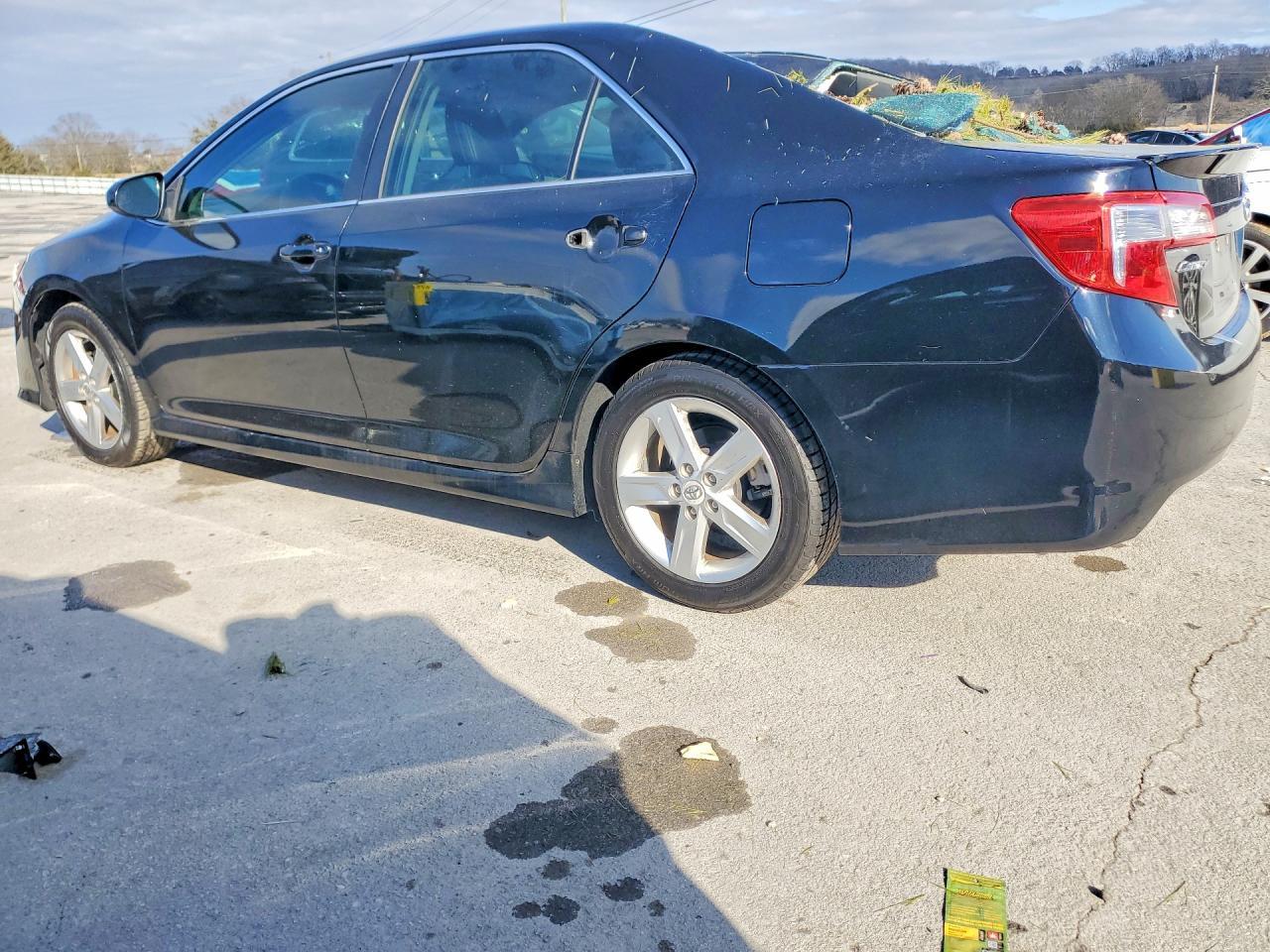 2013 TOYOTA CAMRY