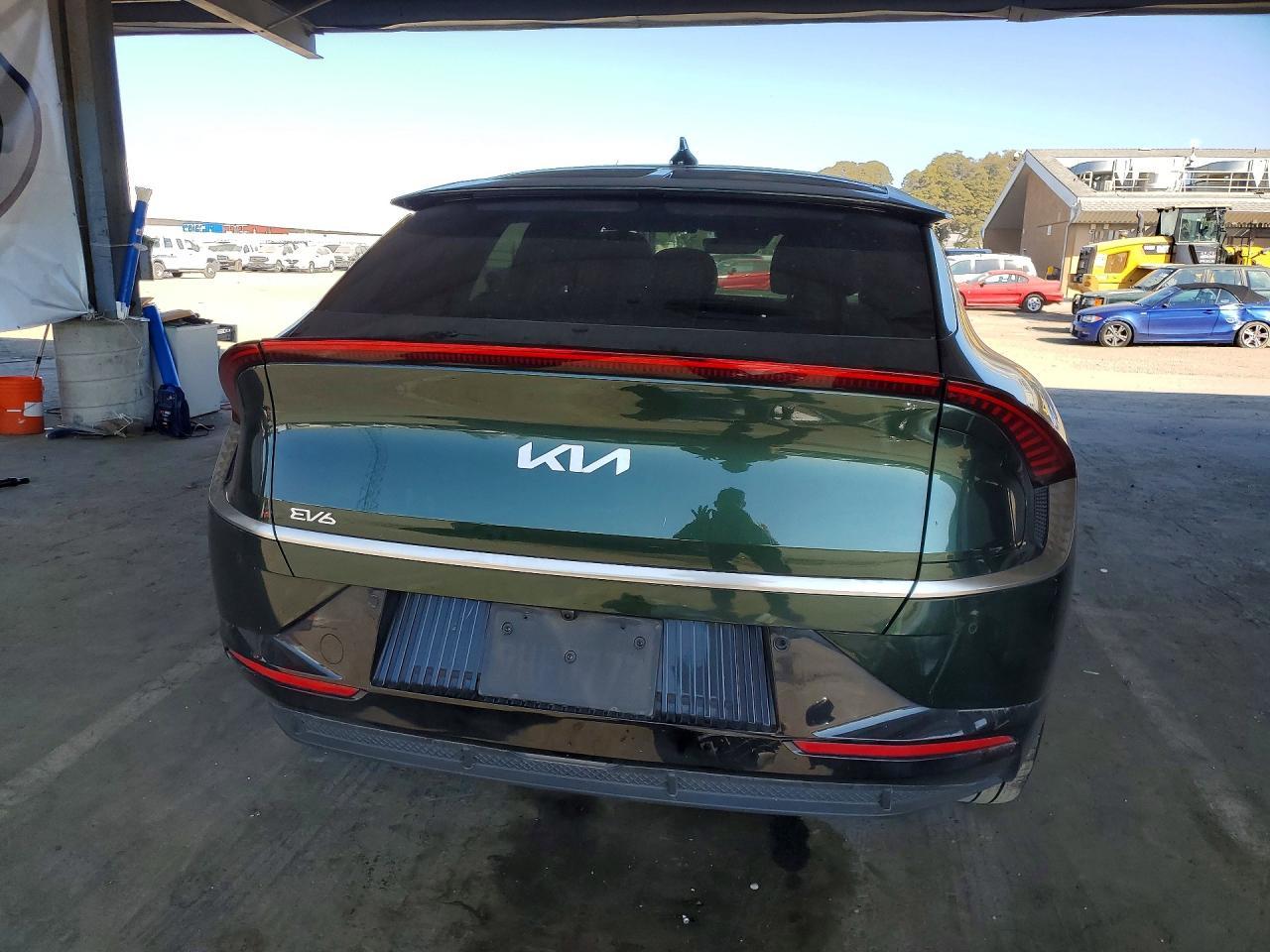 2023 KIA EV6