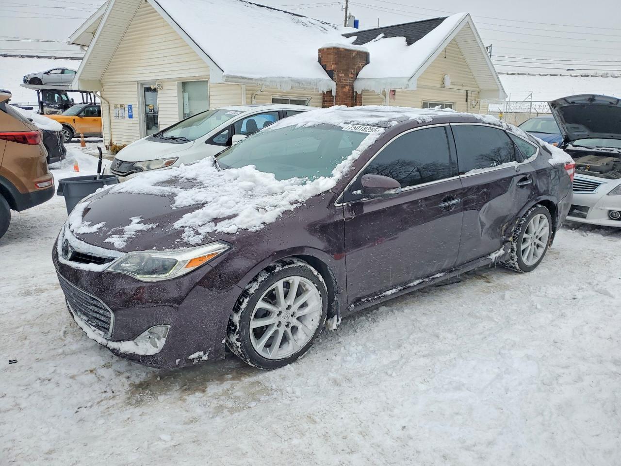 2015 TOYOTA Avalon