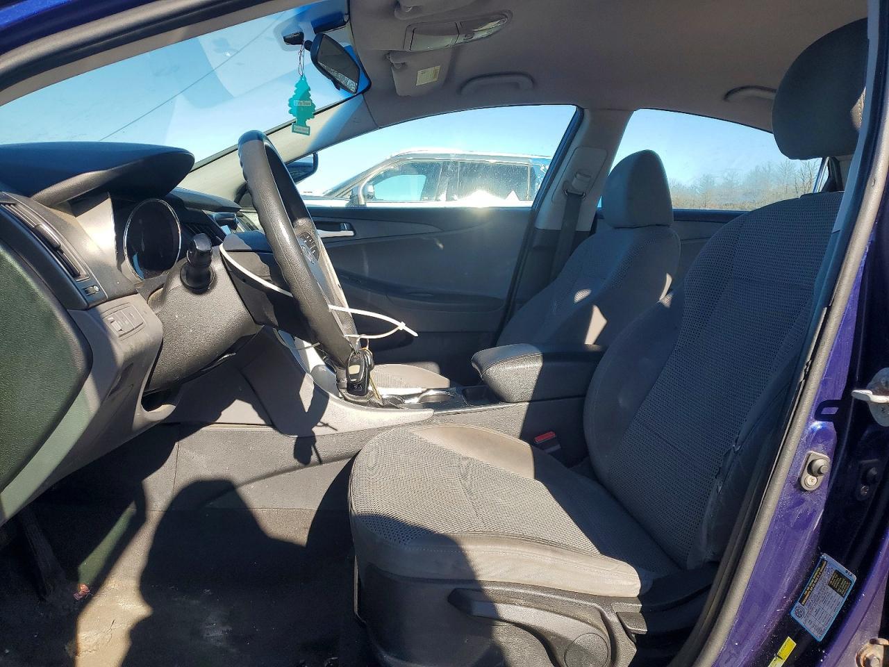 2011 HYUNDAI SONATA