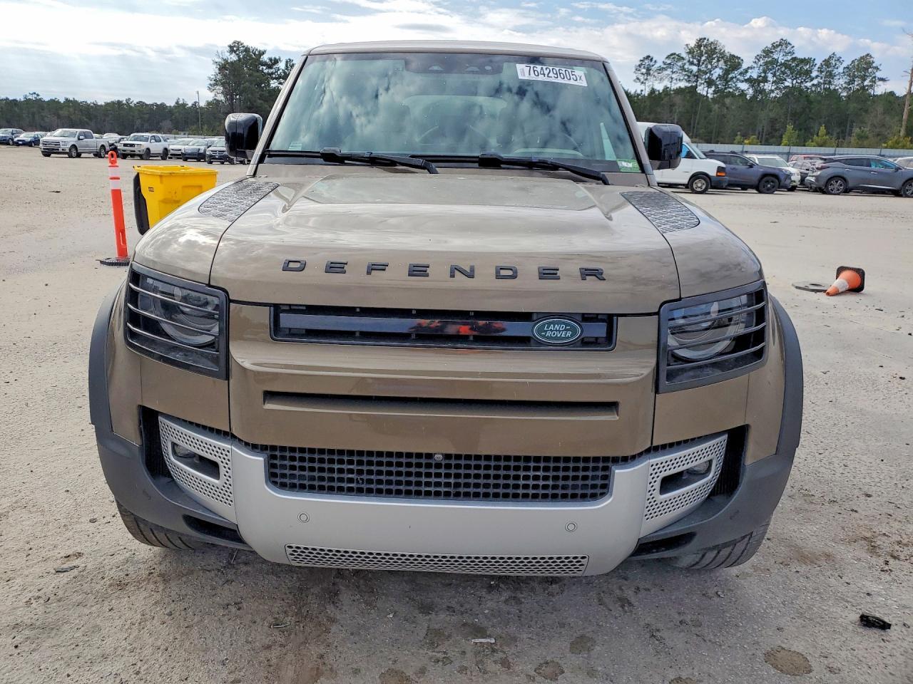 2020 LAND ROVER Defender