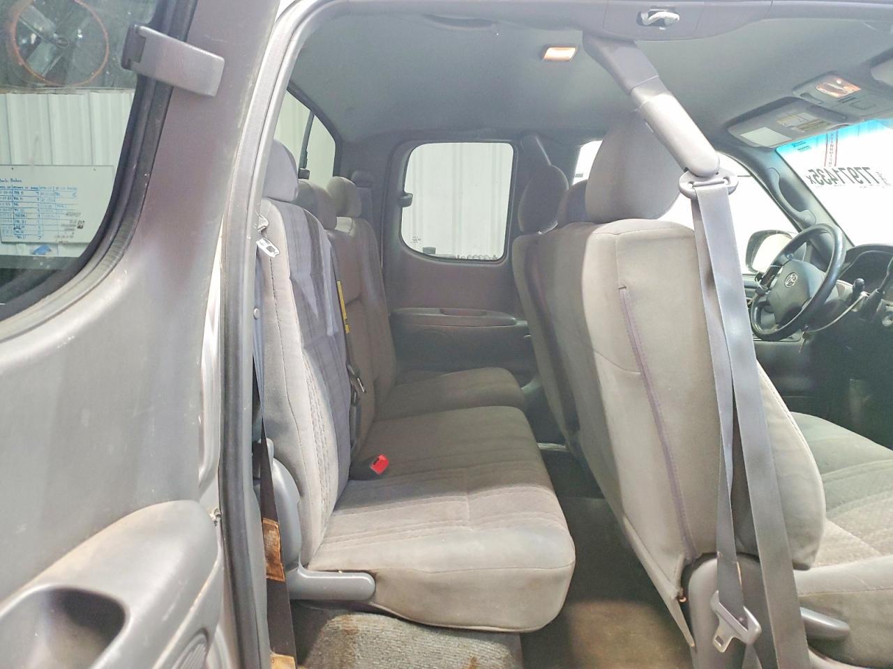 2005 TOYOTA TUNDRA