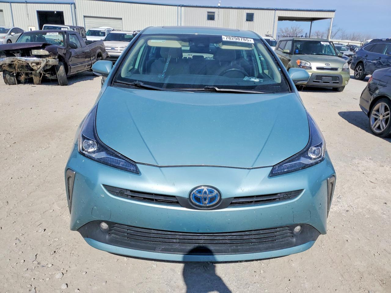 2022 TOYOTA PRIUS