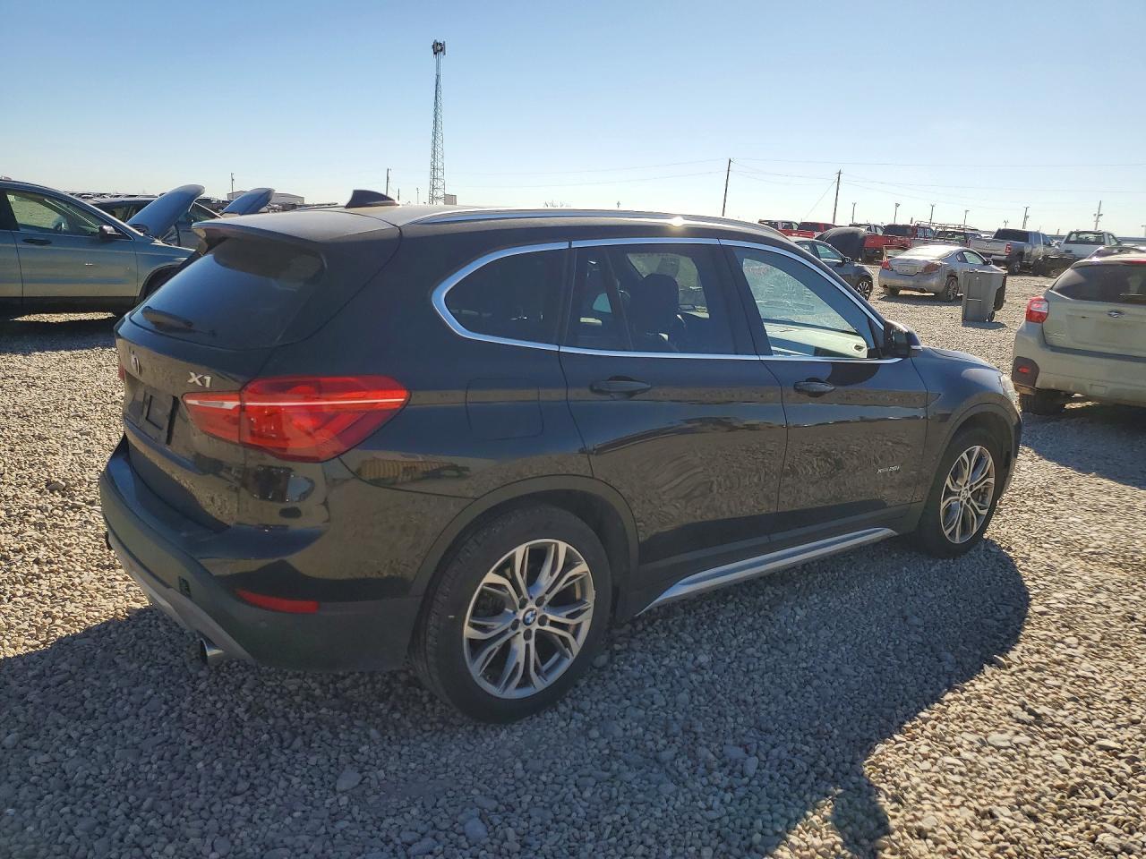2016 BMW X1