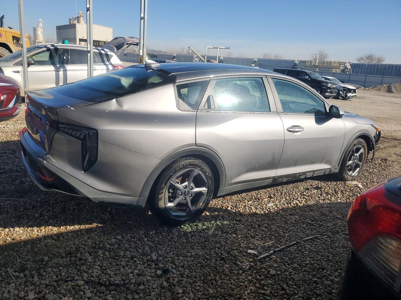 2025 KIA K4