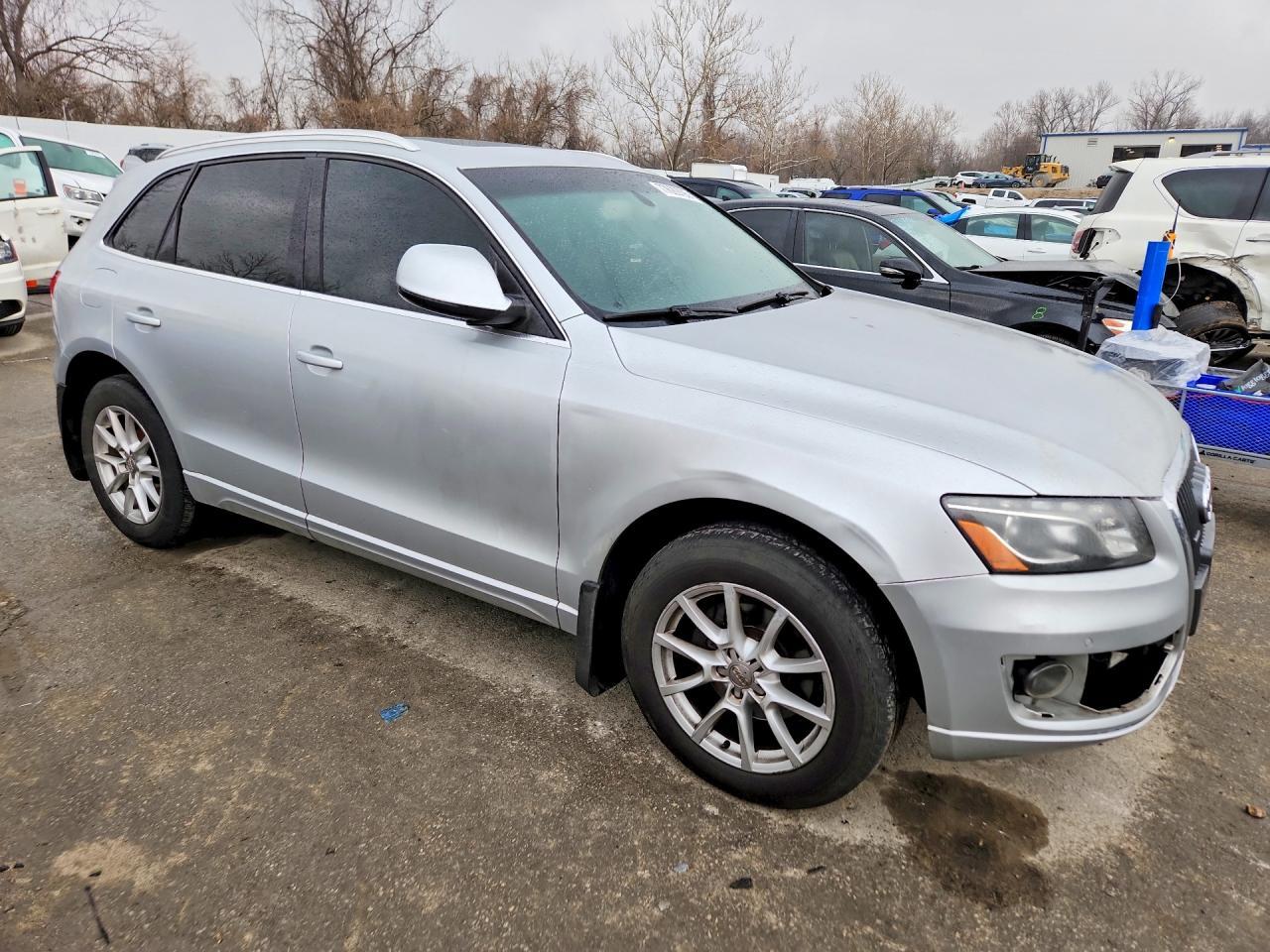 2012 AUDI Q5