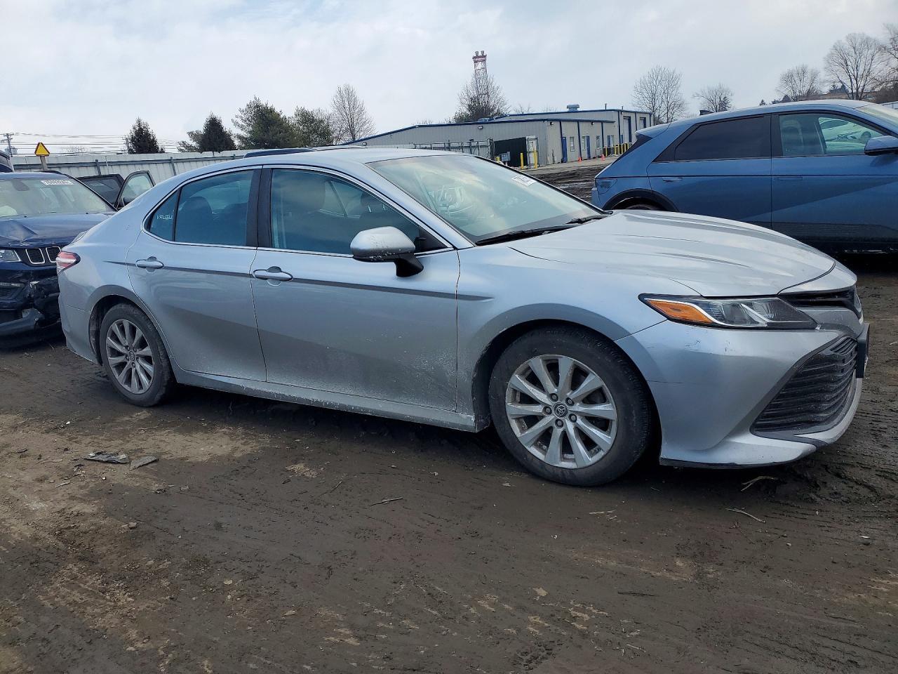 2019 TOYOTA CAMRY