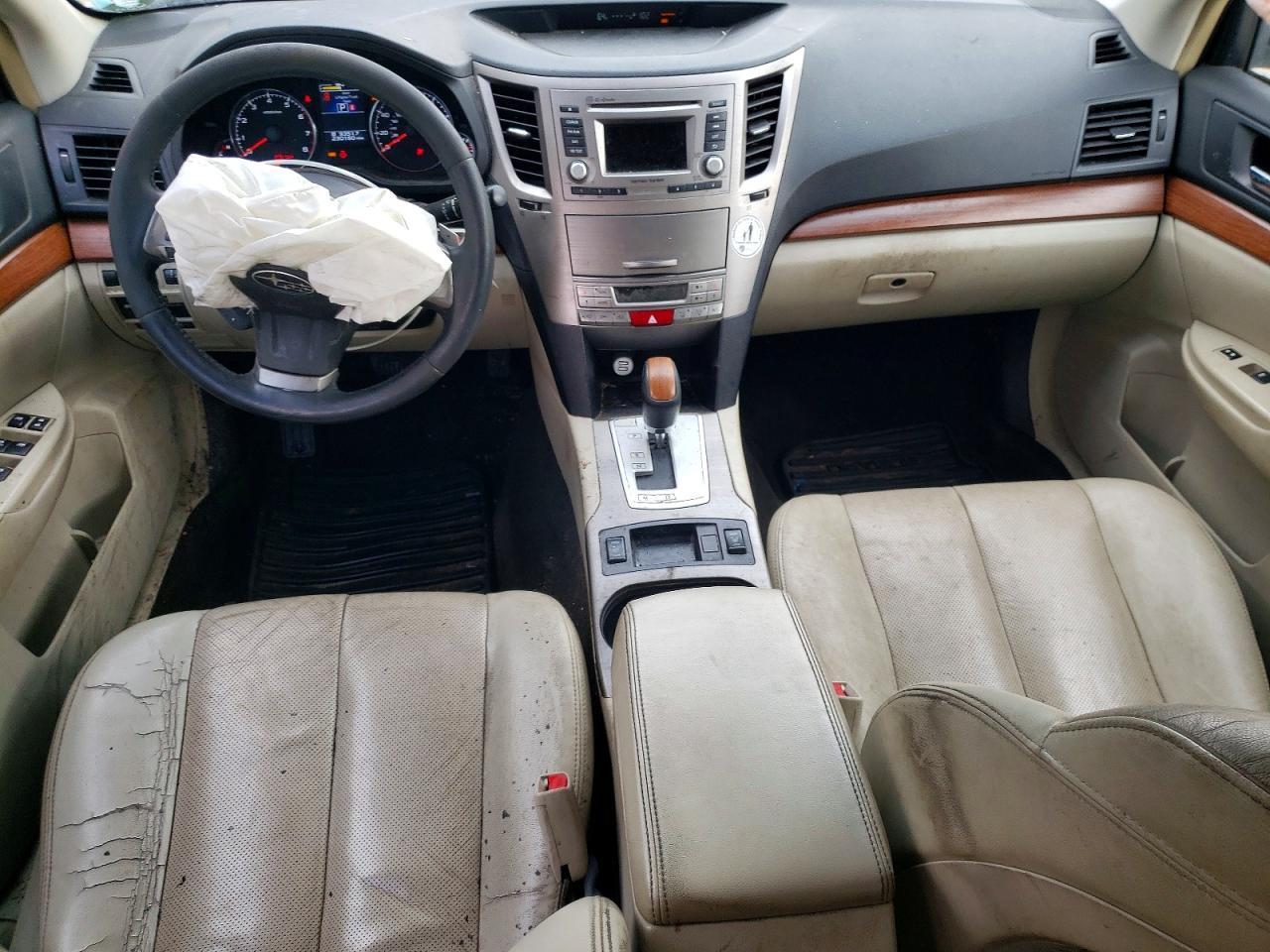2014 SUBARU Outback