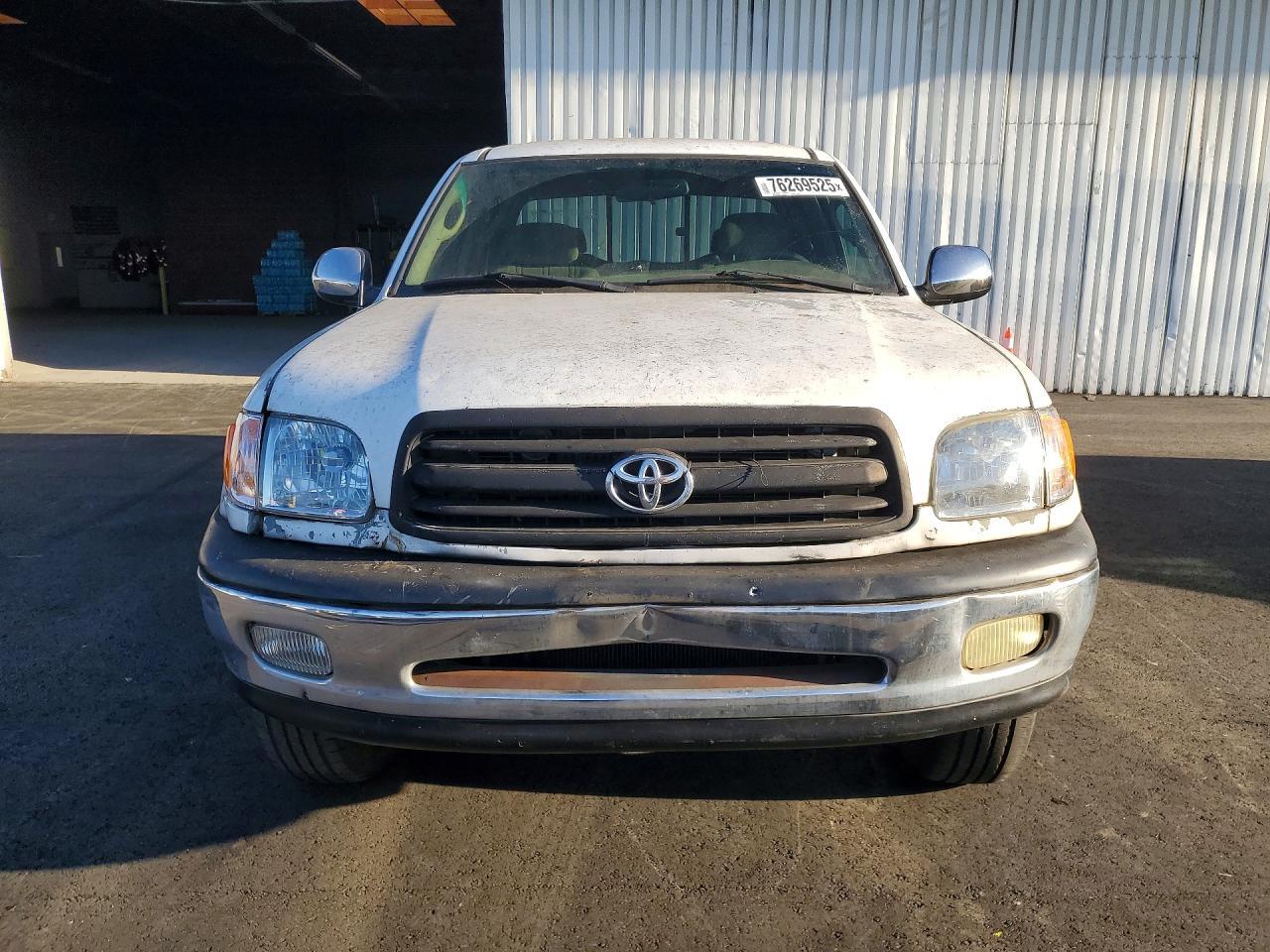 2000 TOYOTA TUNDRA