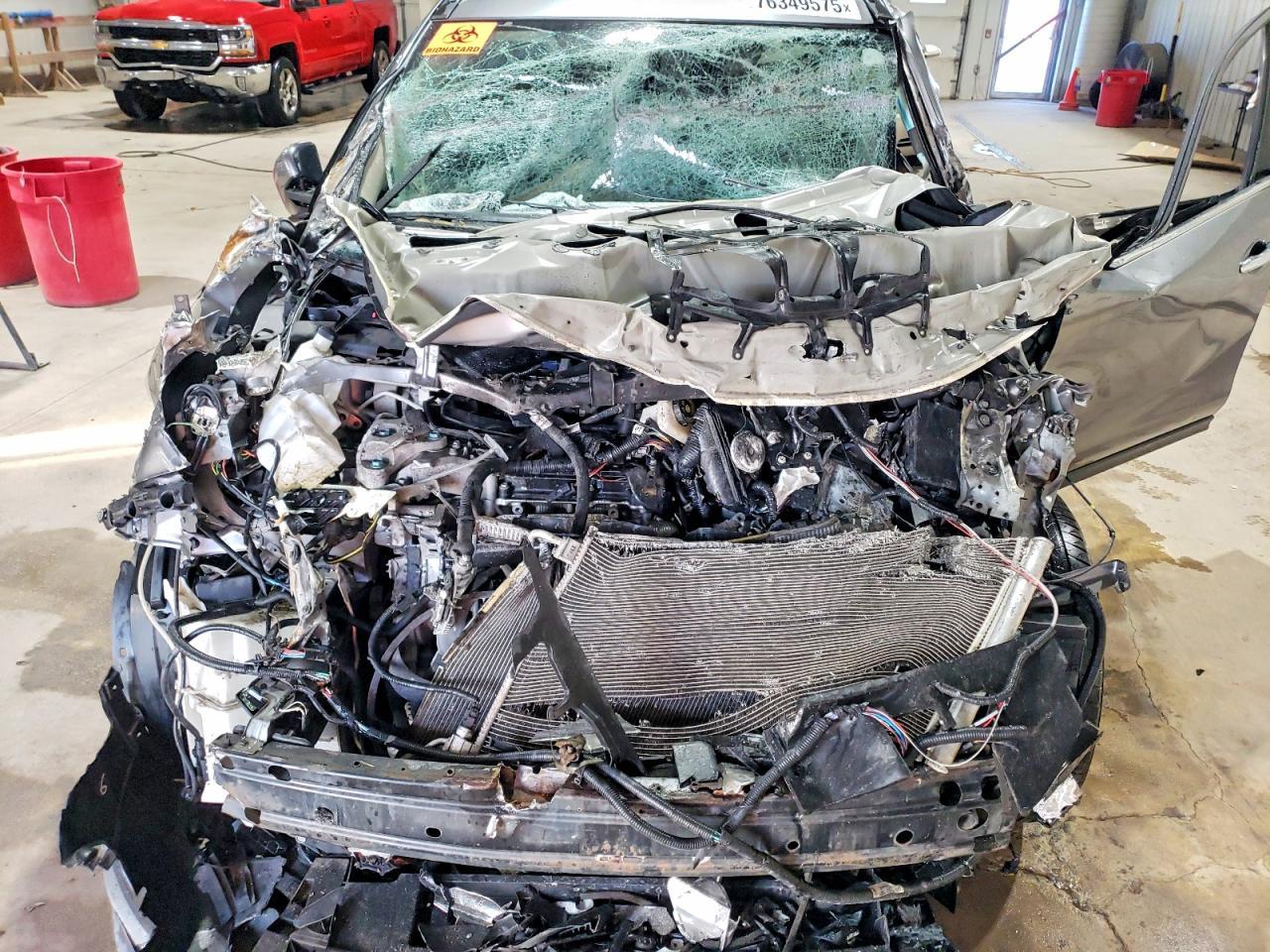 2016 NISSAN ROGUE