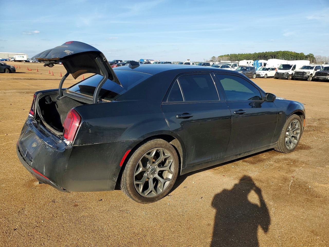 2018 CHRYSLER 300