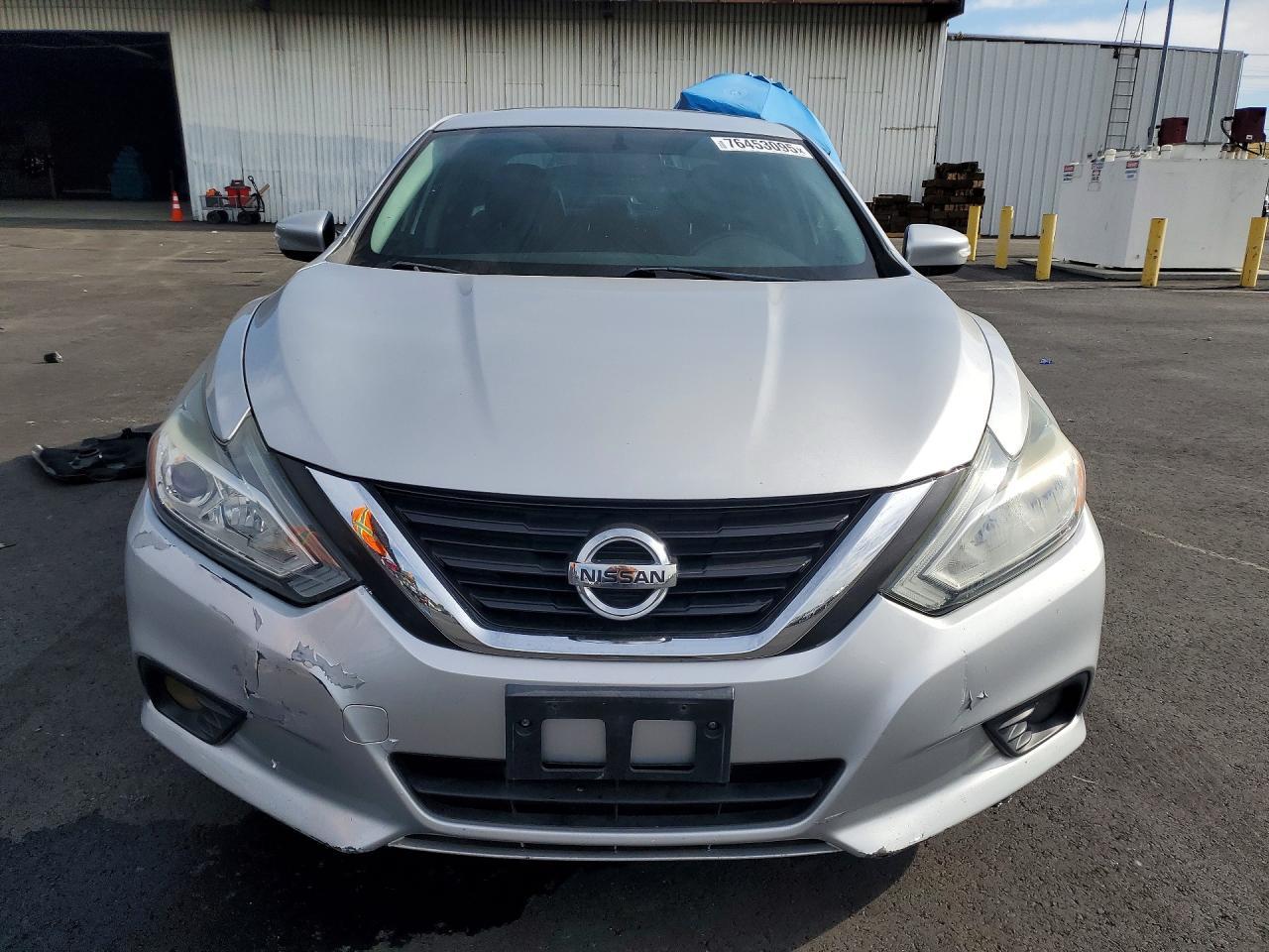 2017 NISSAN ALTIMA