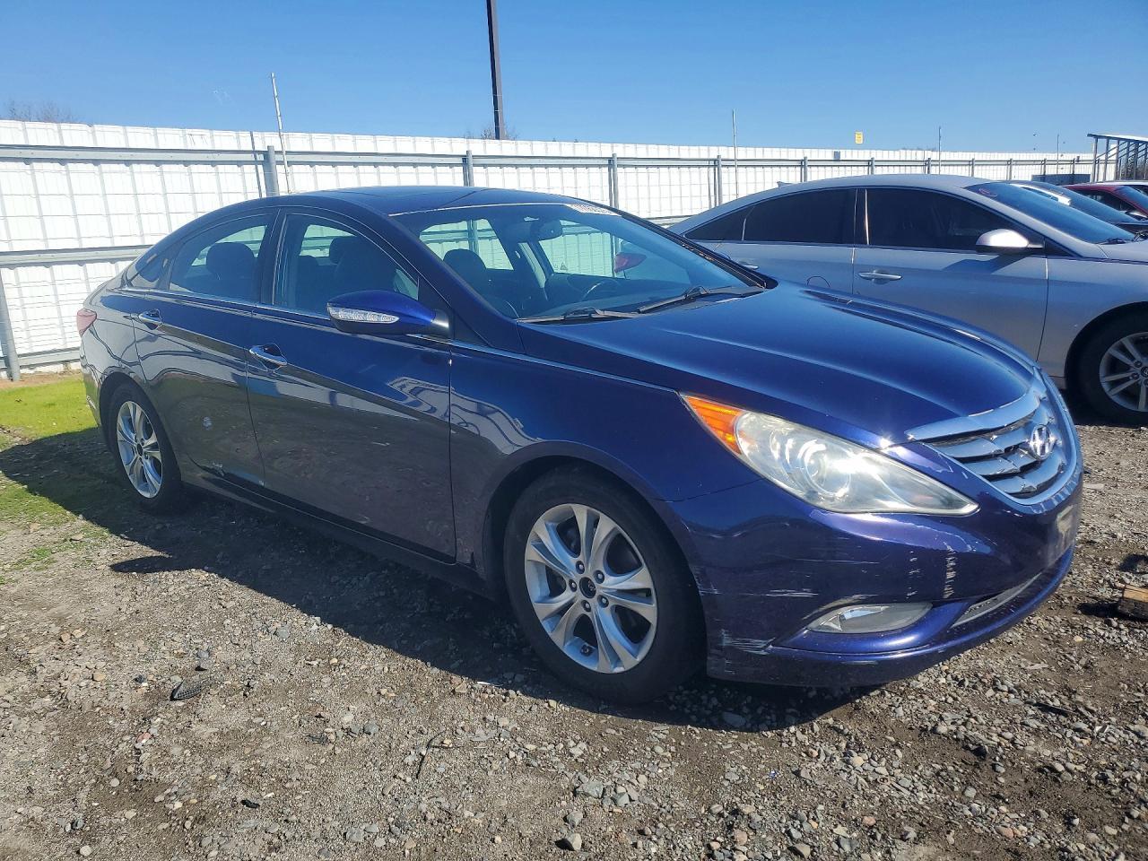 2011 HYUNDAI SONATA