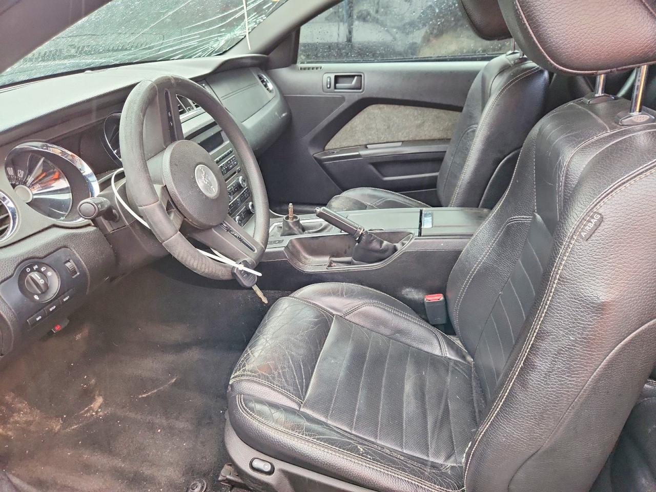 2012 FORD MUSTANG