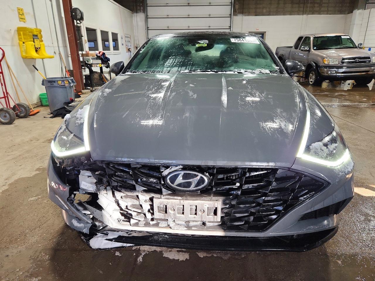 2022 HYUNDAI SONATA