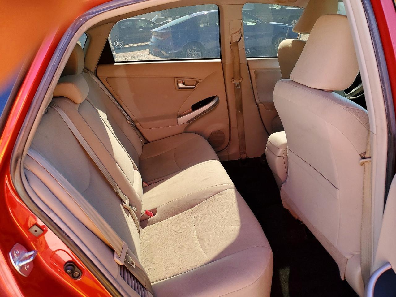 2014 TOYOTA PRIUS