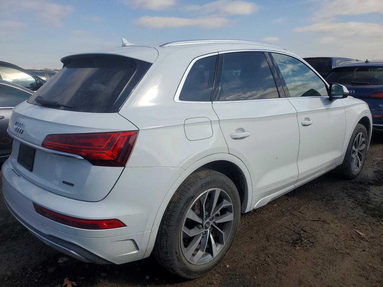 2021 AUDI Q5
