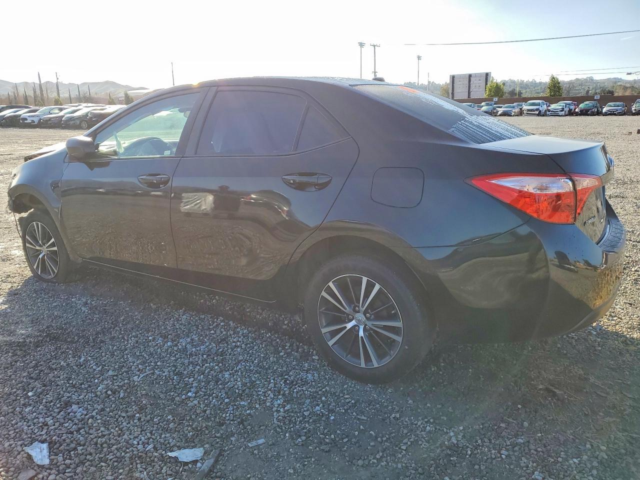 2017 TOYOTA COROLLA