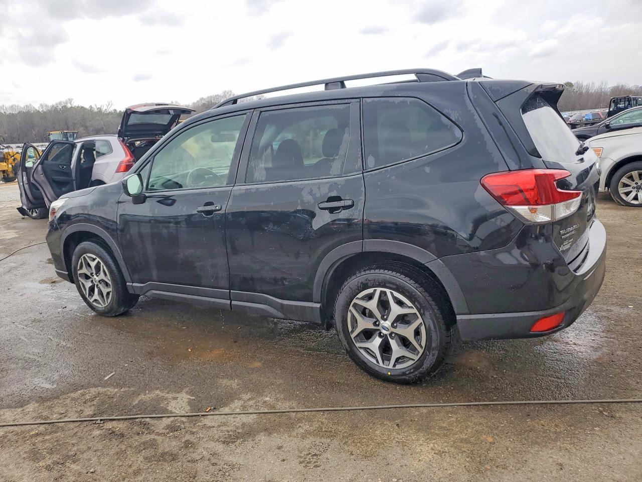 2021 SUBARU FORESTER