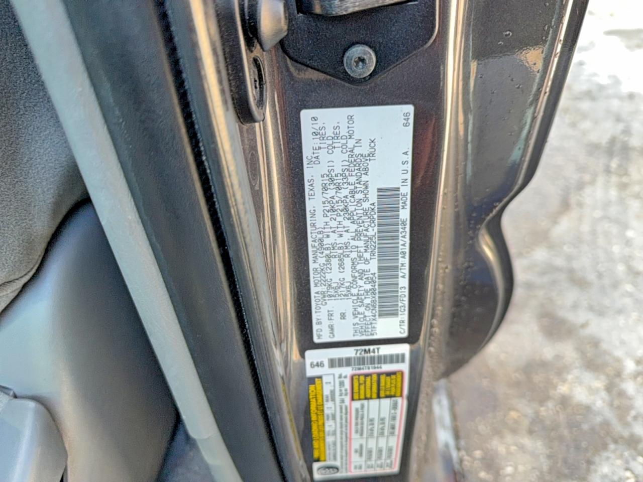 2011 TOYOTA TACOMA