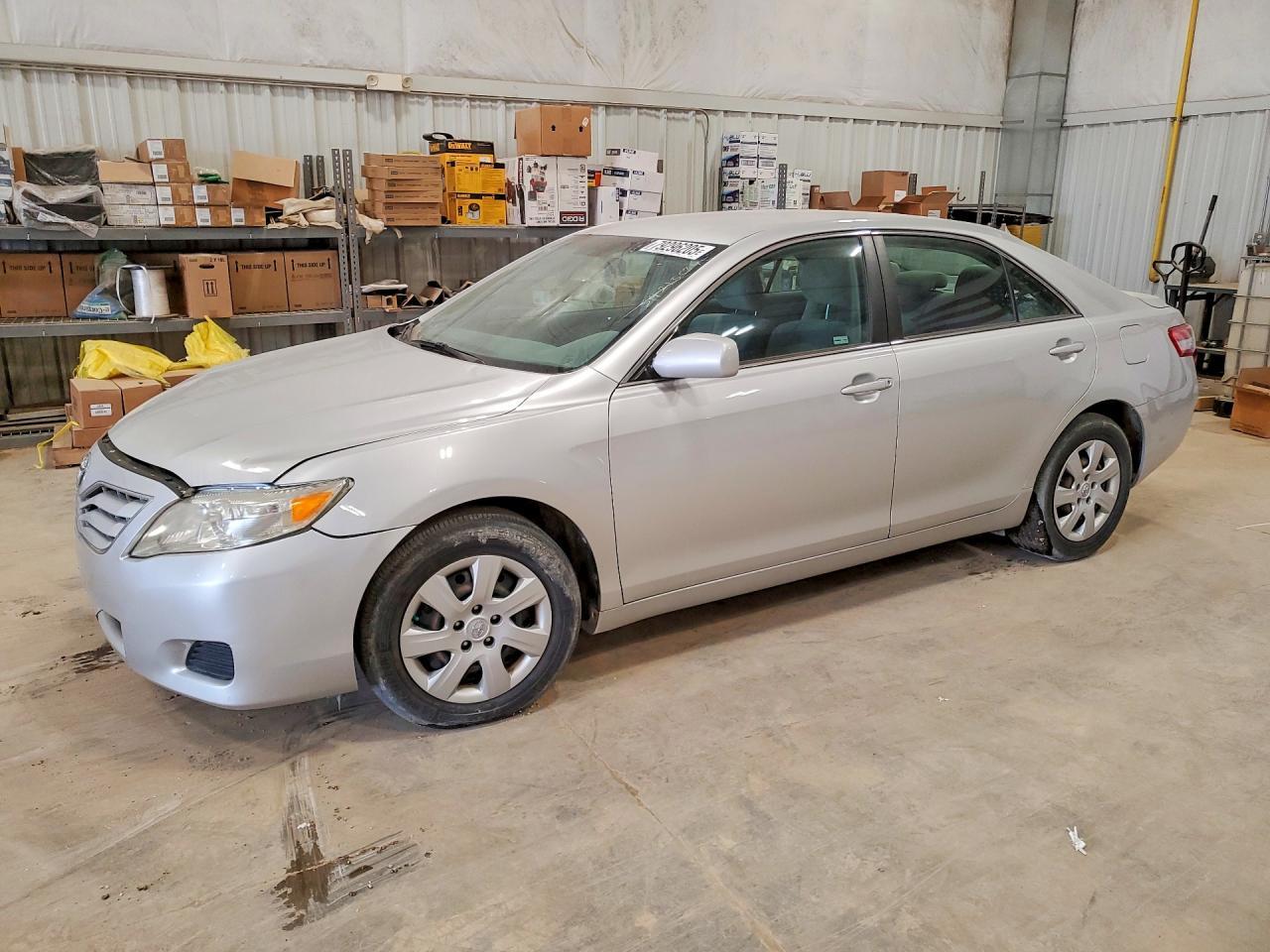 2011 TOYOTA CAMRY