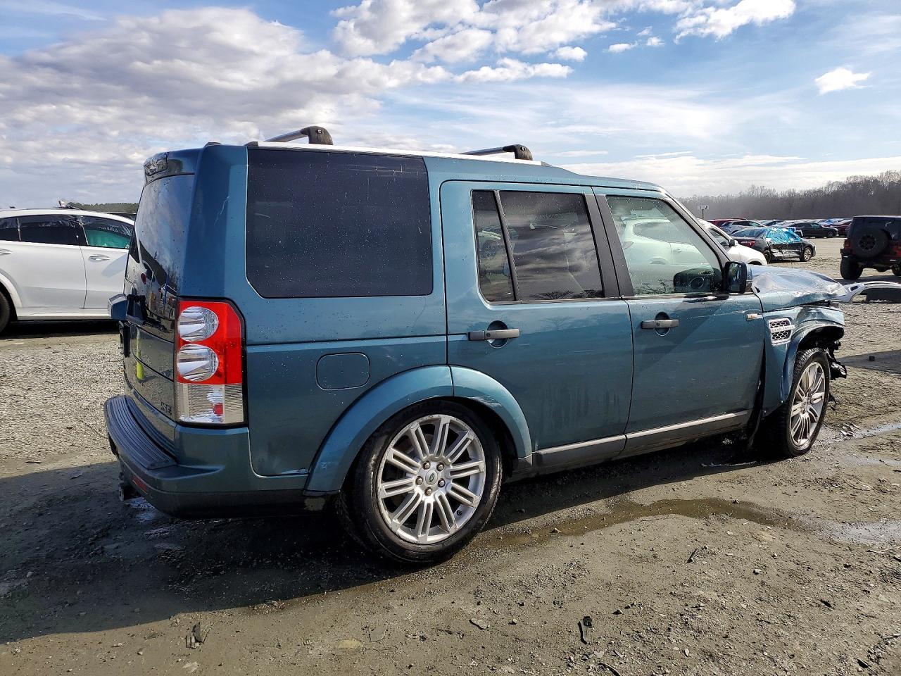 2011 LAND ROVER LR4