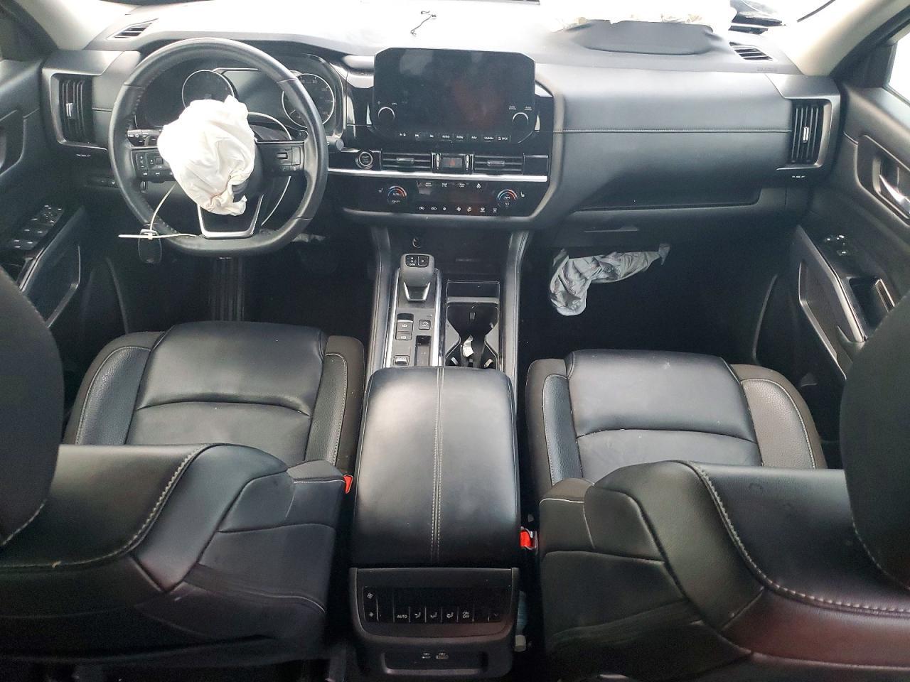 2024 NISSAN PATHFINDER
