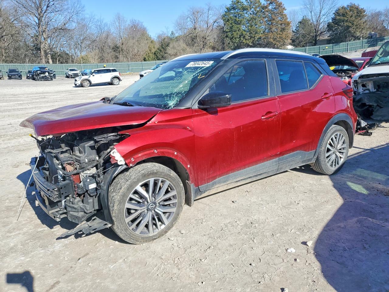 2022 NISSAN KICKS