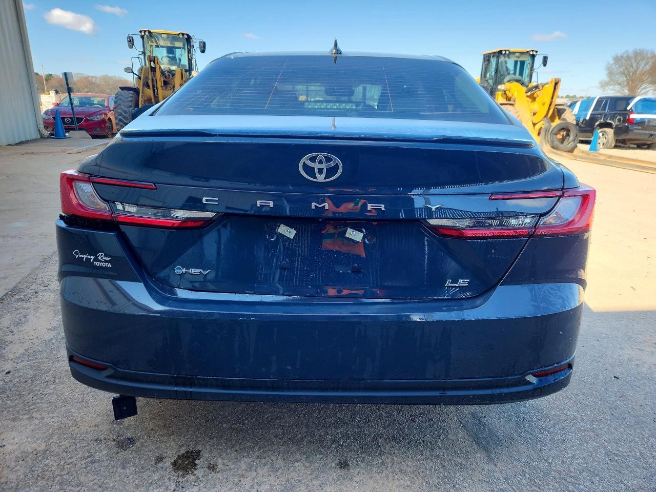 2026 TOYOTA CAMRY