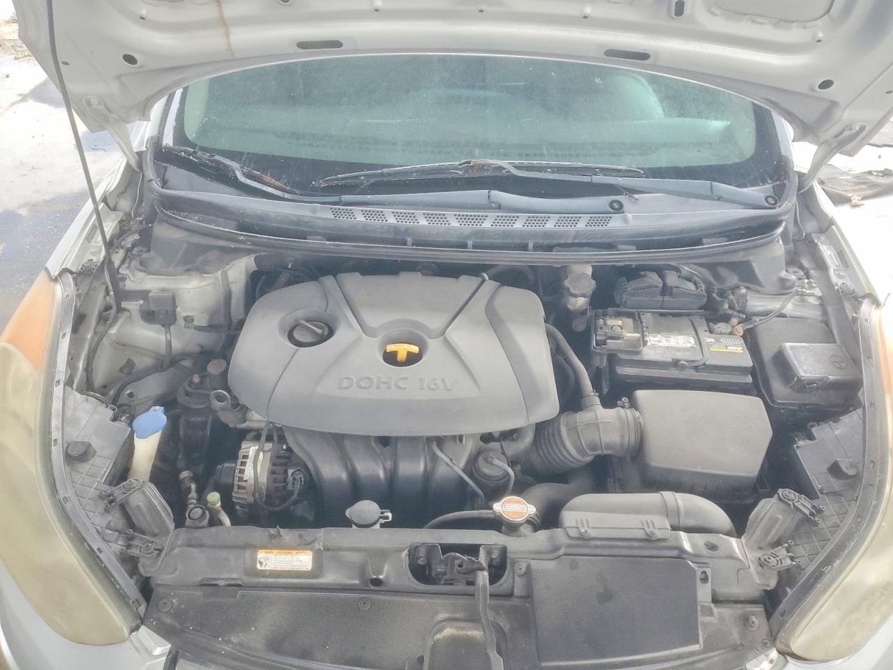 2012 HYUNDAI ELANTRA