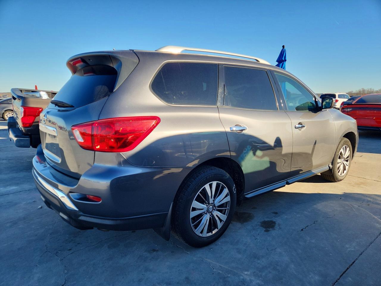 2018 NISSAN PATHFINDER