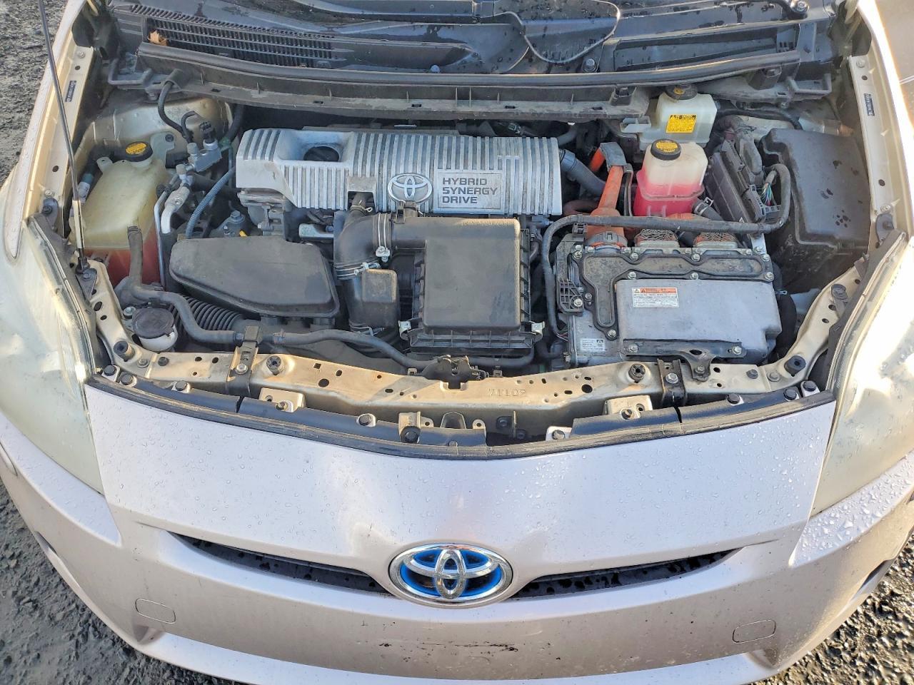 2011 TOYOTA PRIUS