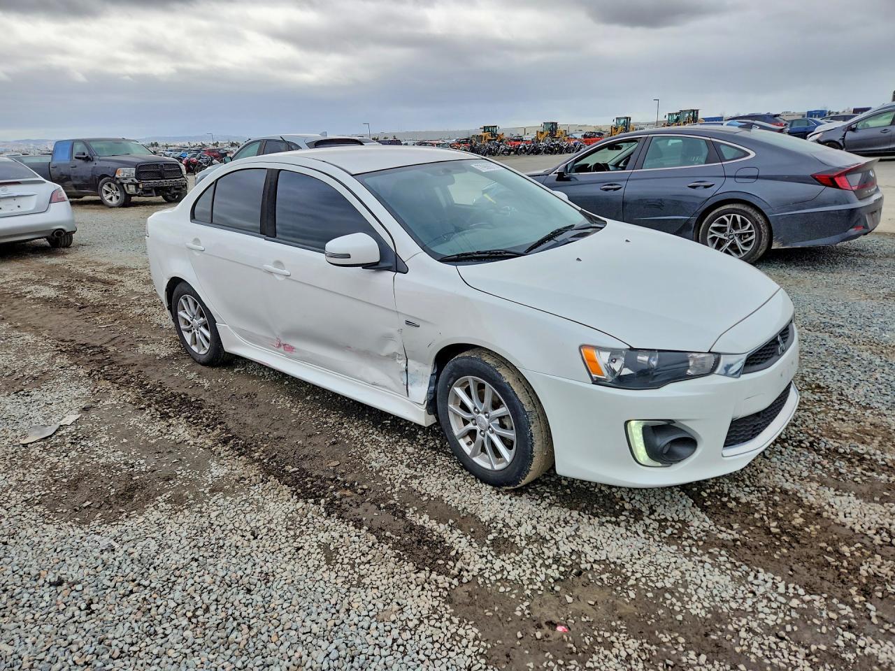 2016 MITSUBISHI LANCER