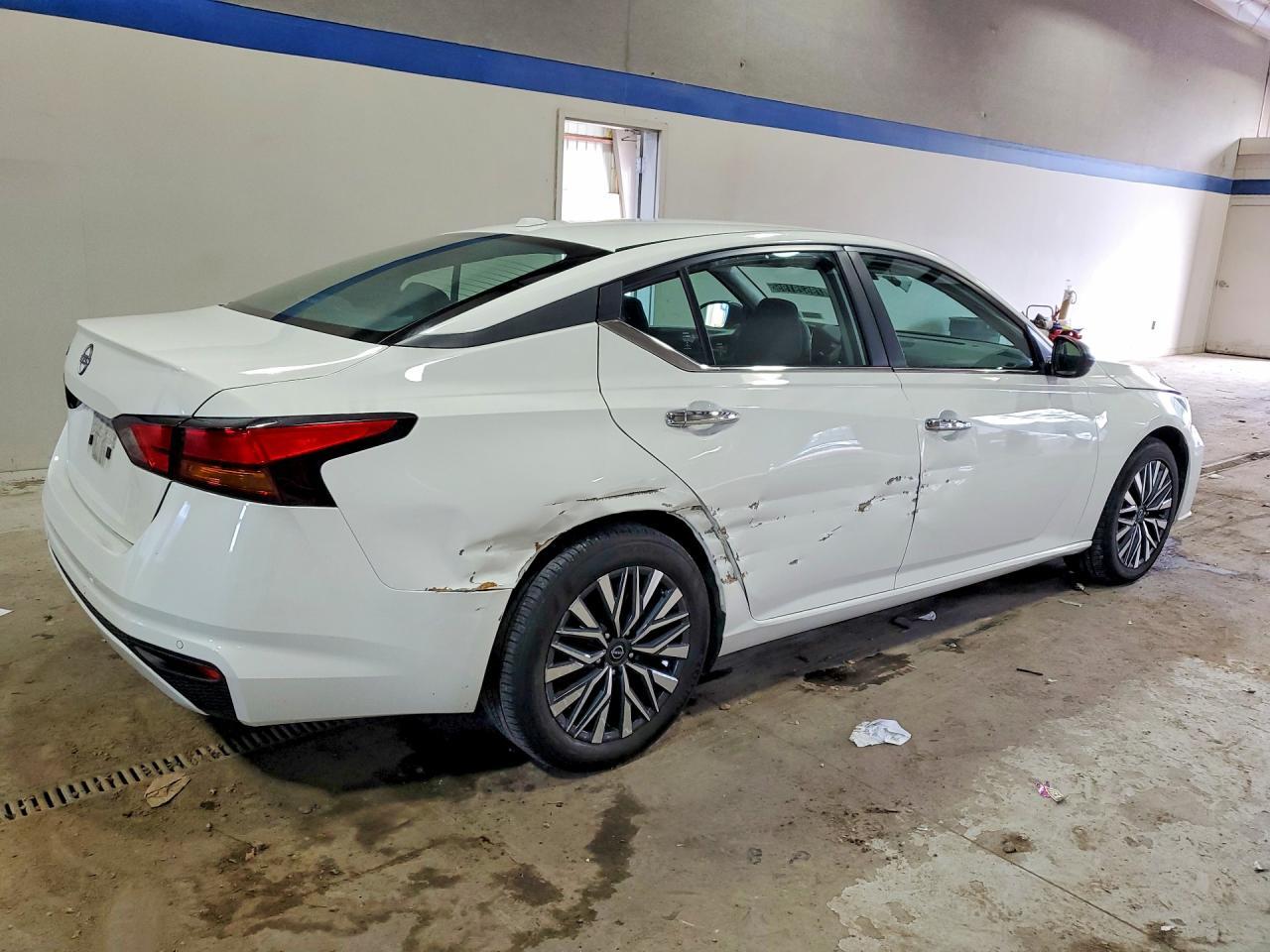 2025 NISSAN ALTIMA