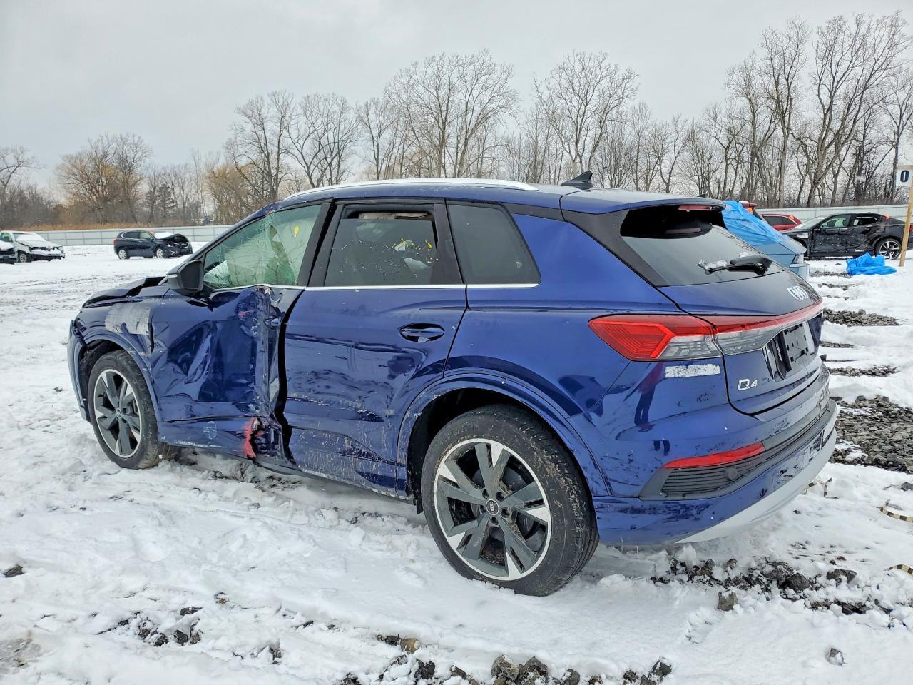 2022 AUDI Q4 e-tron