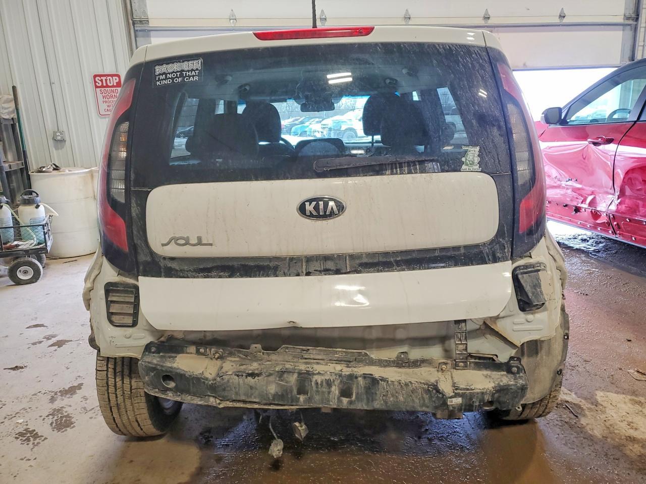 2016 KIA SOUL