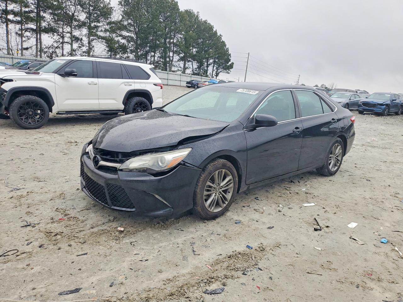 2015 TOYOTA CAMRY