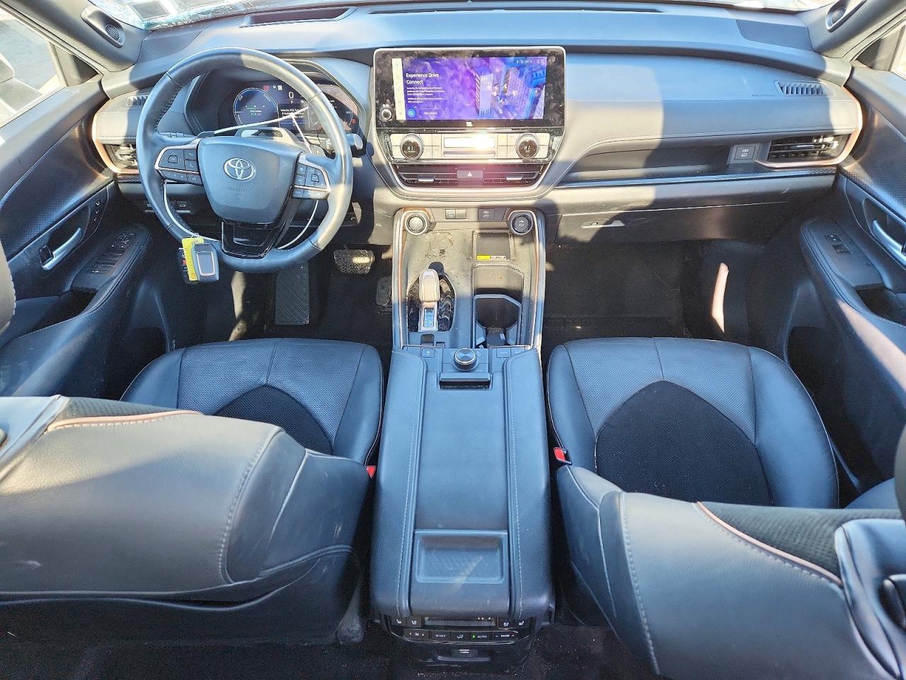 2024 TOYOTA HIGHLANDER