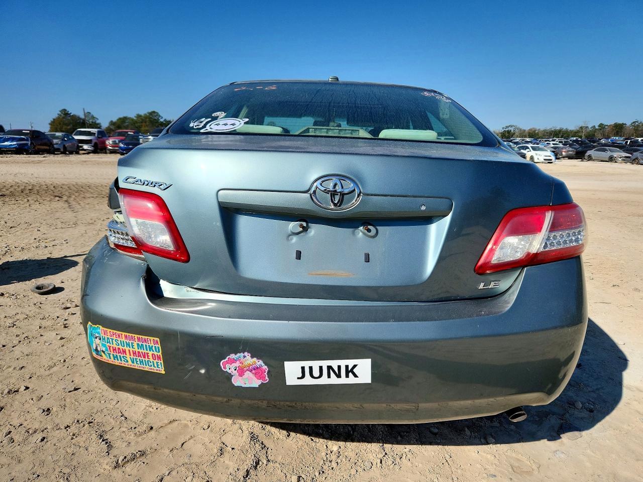 2010 TOYOTA CAMRY