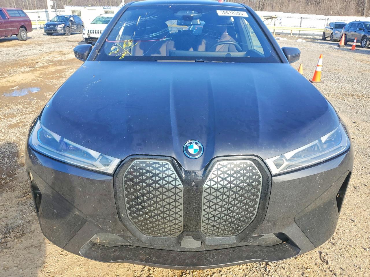 2024 BMW iX
