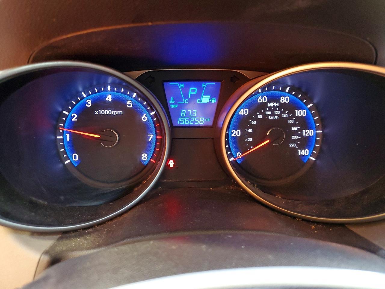 2011 HYUNDAI TUCSON