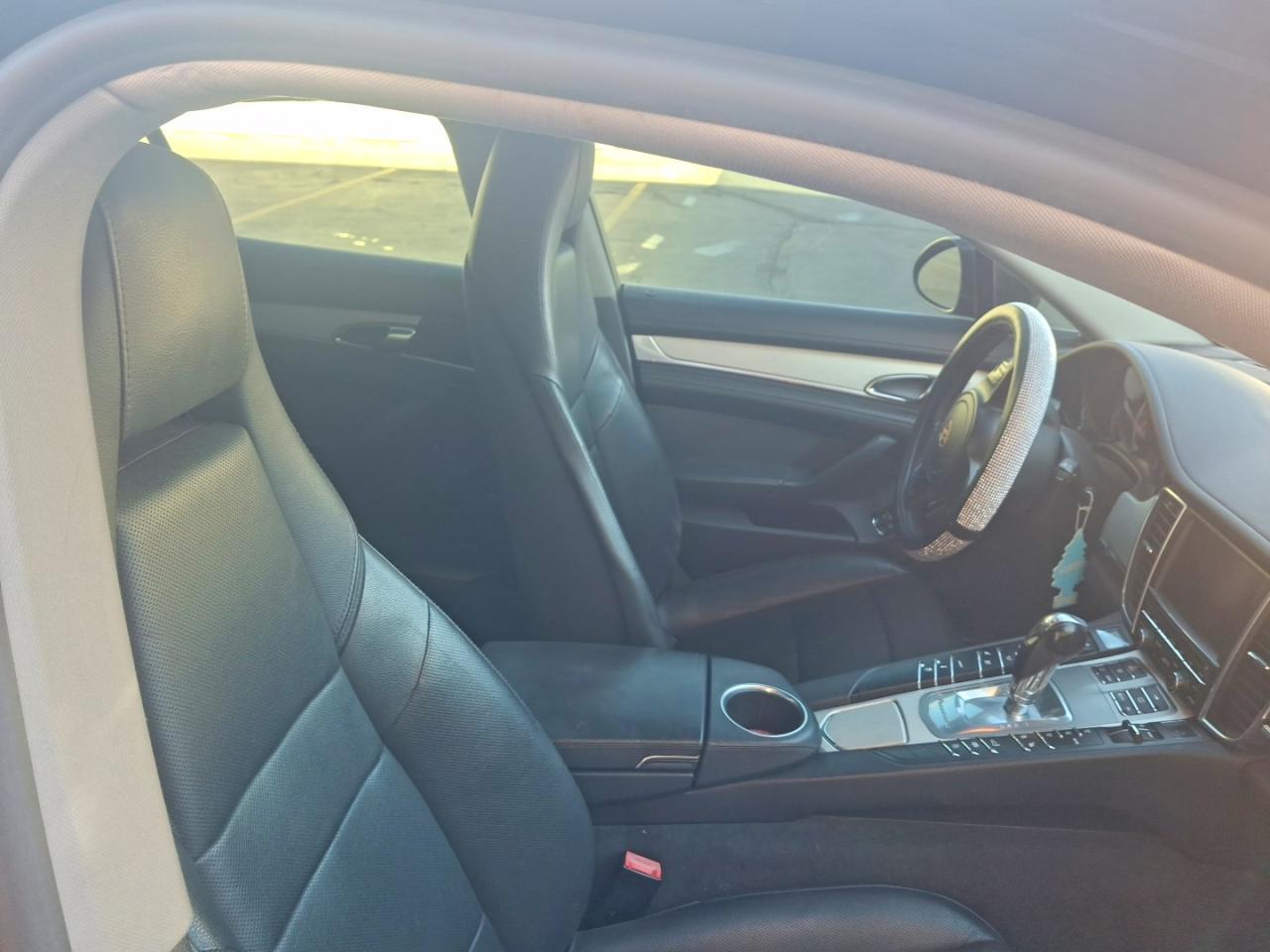 2010 PORSCHE