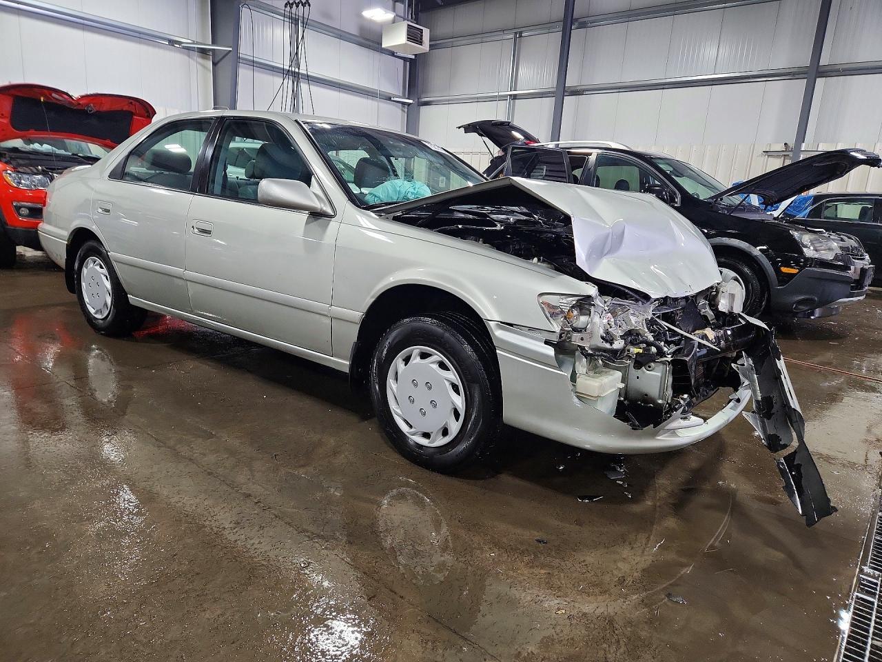 2000 TOYOTA CAMRY