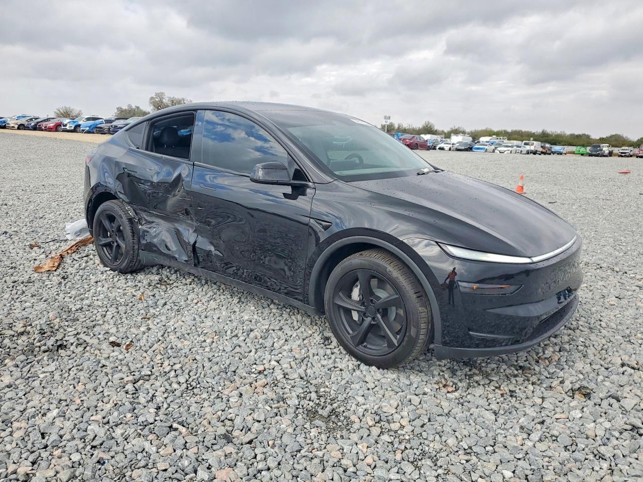 2026 TESLA MODEL Y