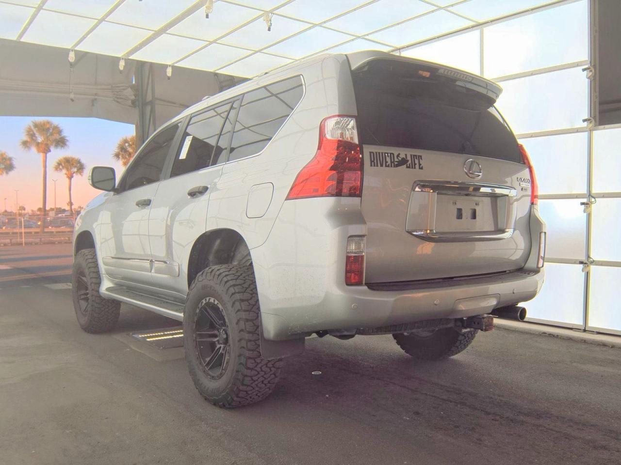 2011 LEXUS GX 460