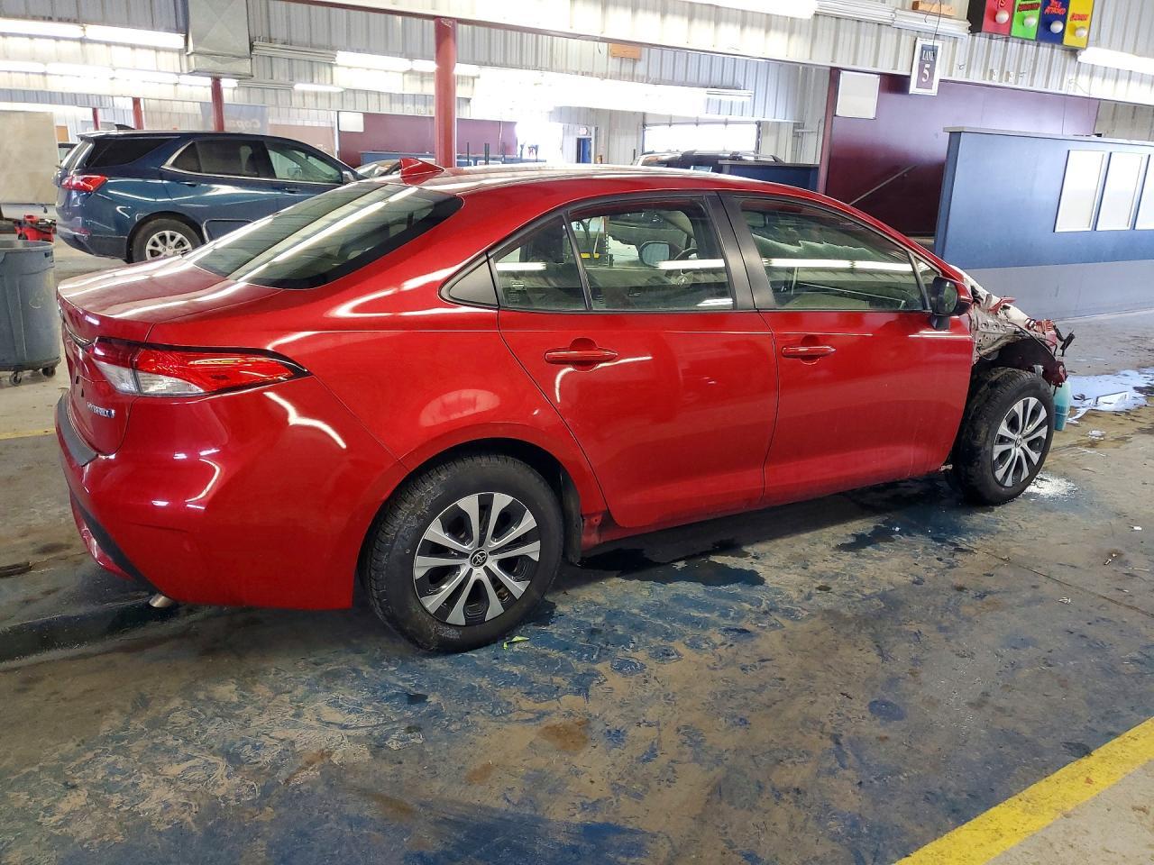 2021 TOYOTA COROLLA