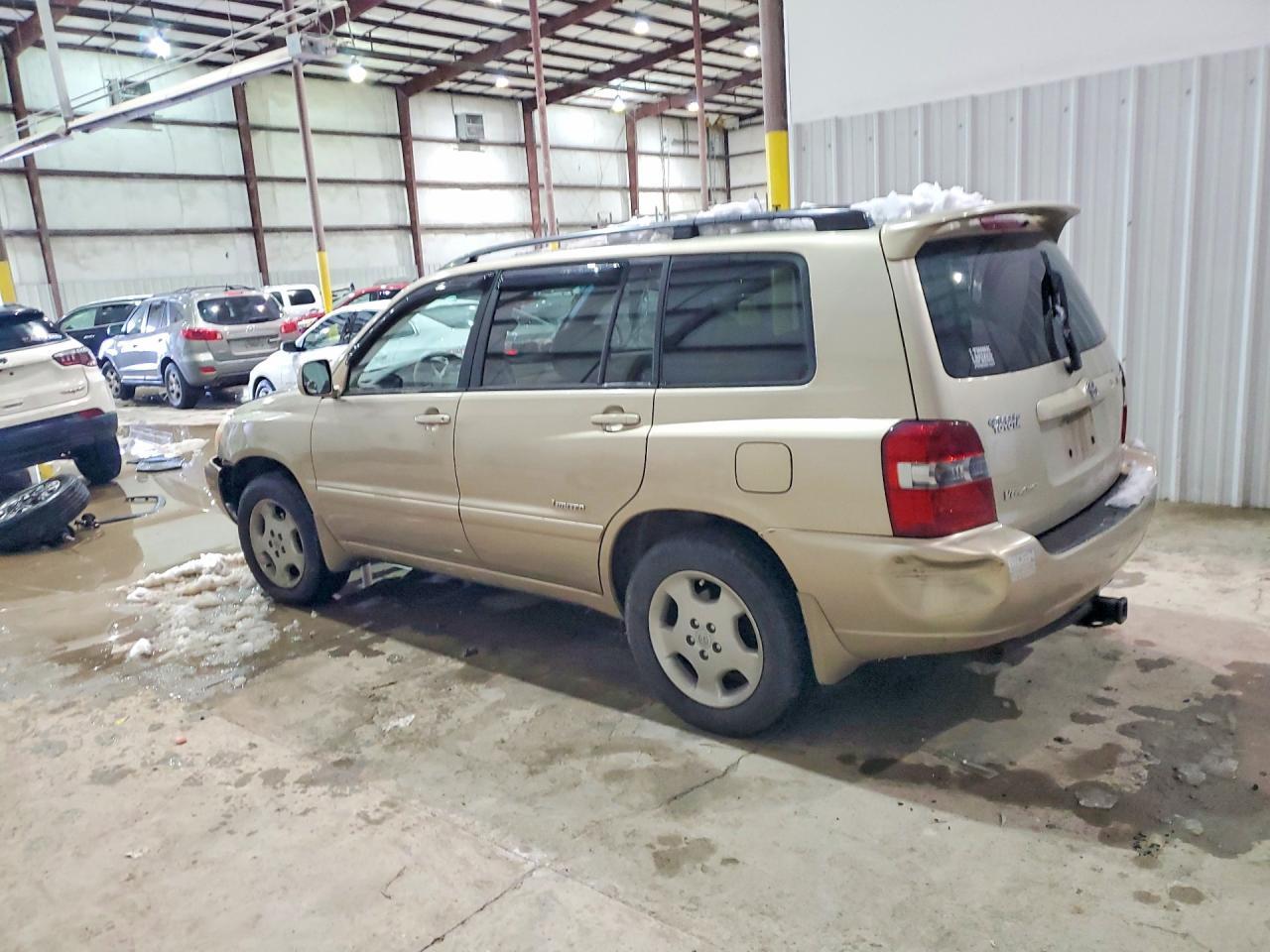 2006 TOYOTA HIGHLANDER